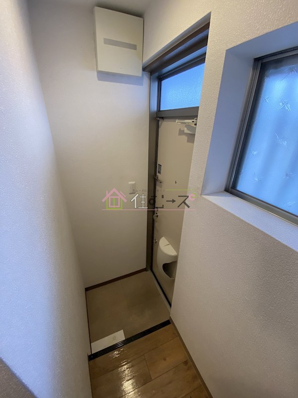 シャルマン西九条 玄関