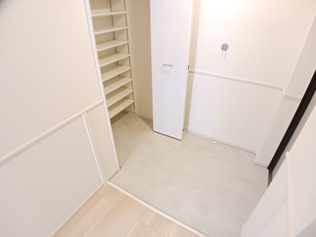 グランＭコート新大阪 玄関