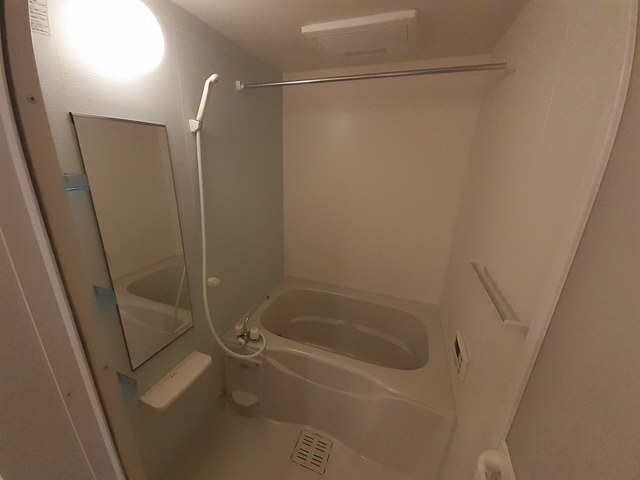 ヴィラ　ノ－ブル　ウエスト 風呂画像