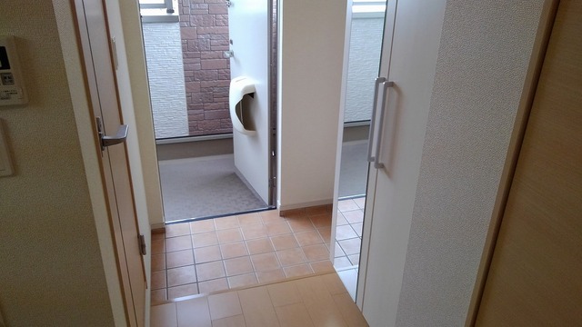 ソレイユ　長洲 玄関