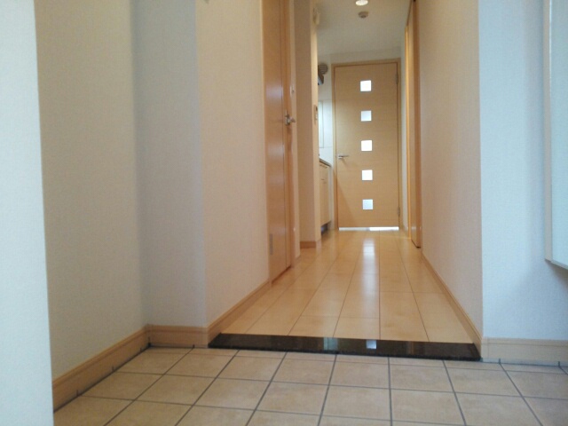 アーバンツァ 玄関