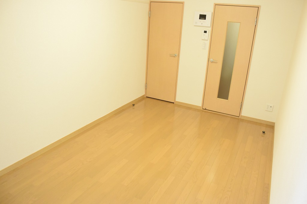 レオパレスヴィラ曽根Ｃ リビング