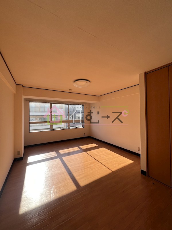 グロー東加賀屋 ベッドルーム