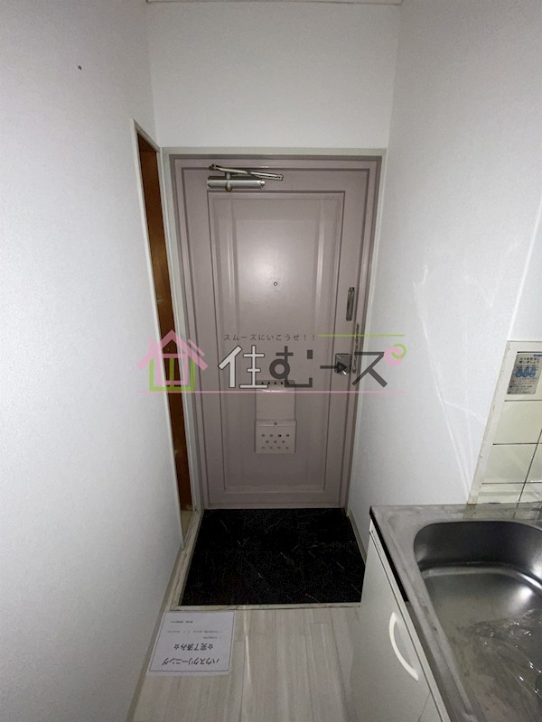 Aプレアール遠里小野Ⅱ 玄関