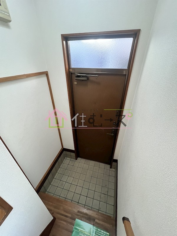 カーサ小町 玄関