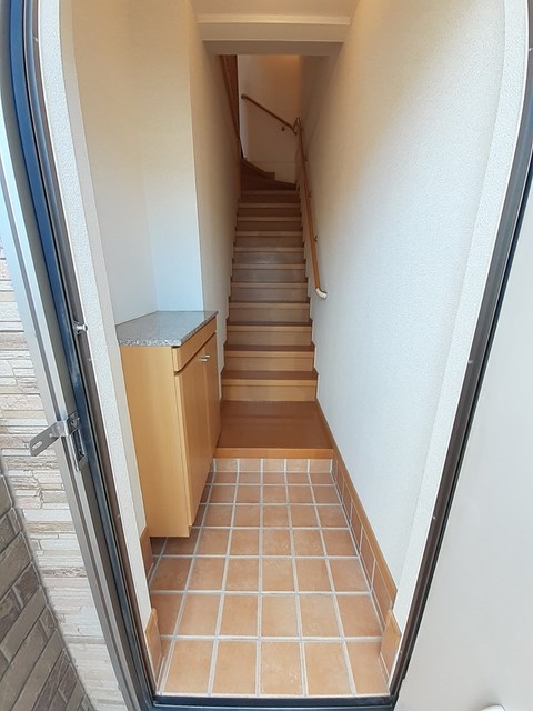 サンシャイン 玄関