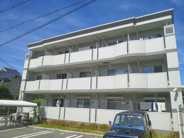 プラティークヌーヴォー 外観