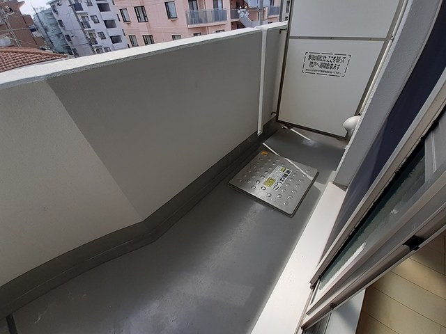 プラティークヌーヴォー ベランダ