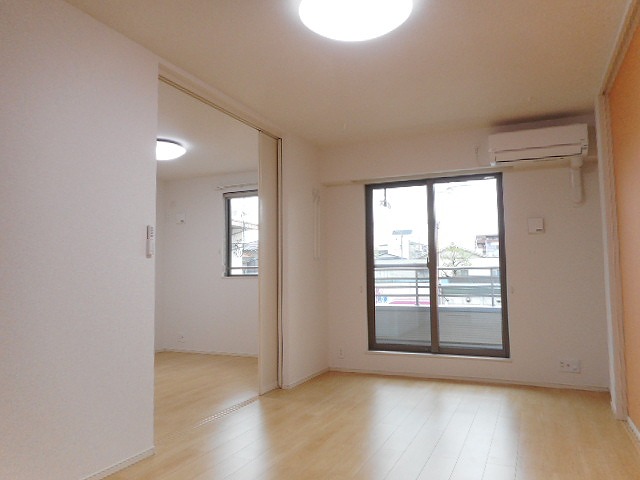 ルーチェ　エテルノ リビング