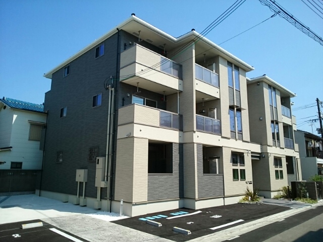 シャルム西町２ 外観