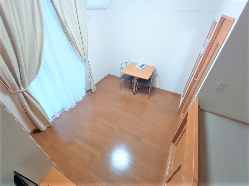 レオパレスセジュール新保 ベッドルーム