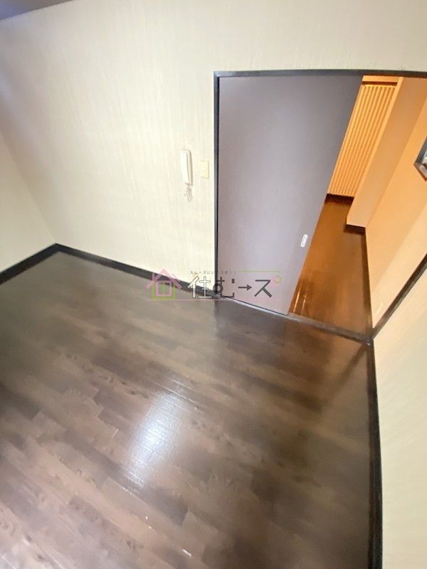 クレストTK リビング