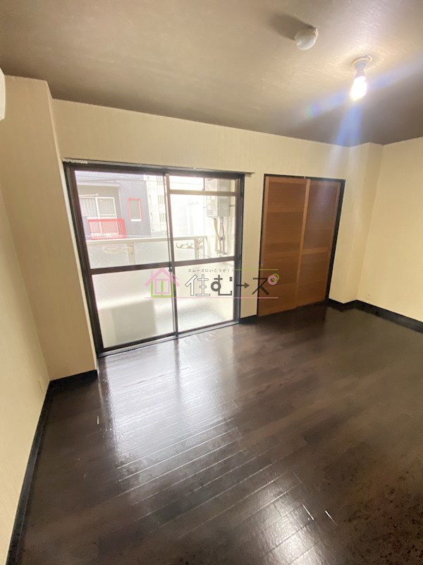 クレストTK ベッドルーム