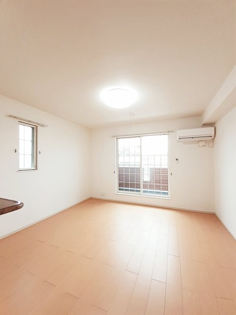 シーサイドナカノ リビング