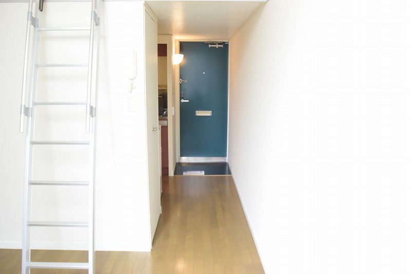 レオパレスＭＡＲＵＫＩＴＡ 玄関