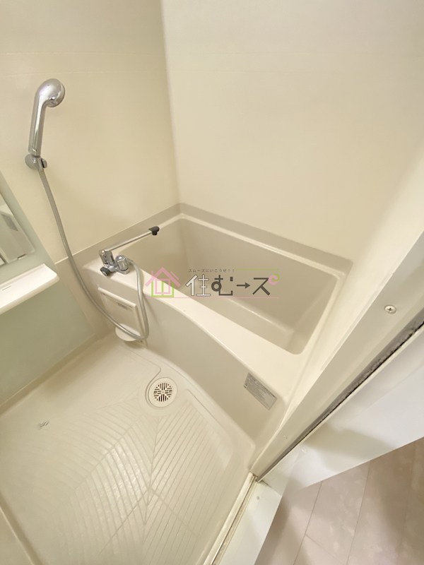 ジュネーゼグラン難波ミラージュ 風呂画像