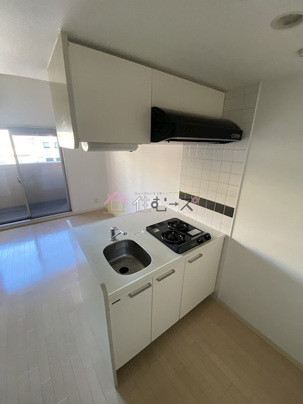 プレサンス大阪城公園ファーストシート キッチン