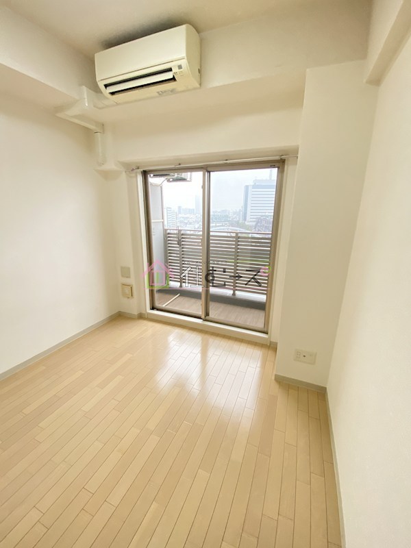 エステムプラザ難波WESTリバークロス ベッドルーム