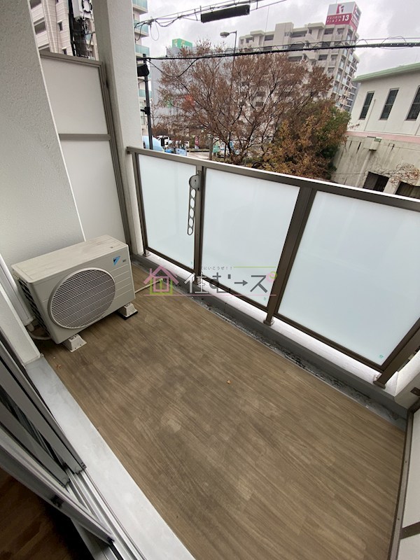 リヴィアス難波エアリー  ベランダ