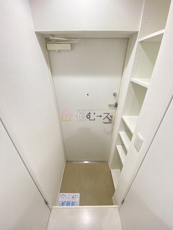 エスプレッソ難波Ⅱ 玄関