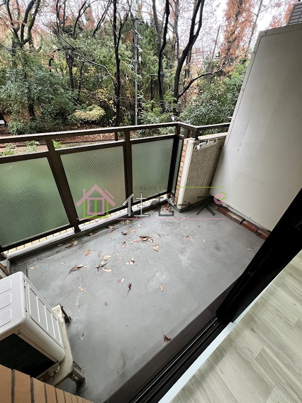 ハイツオークラ靭公園 ベランダ