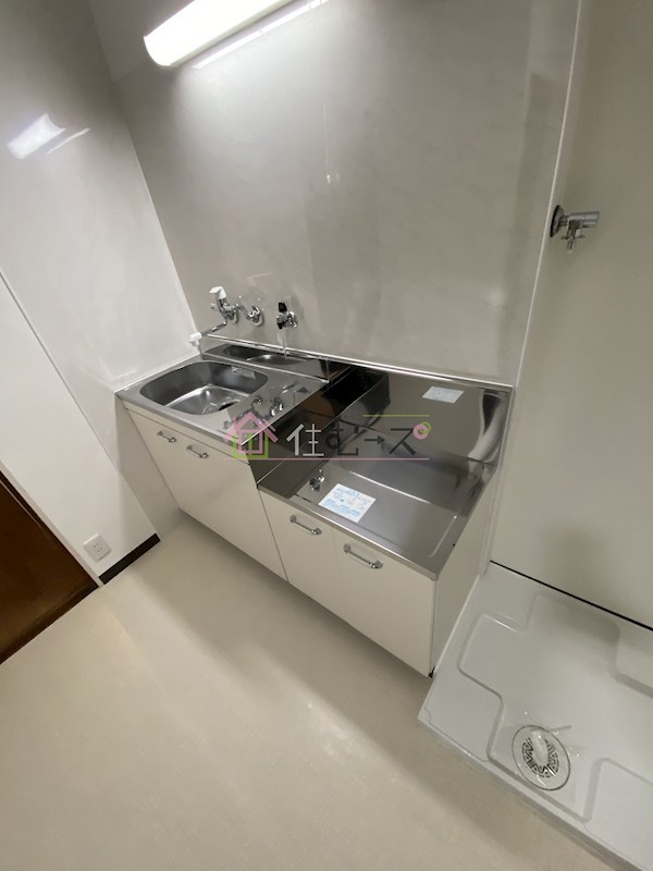 銭辰ビル キッチン
