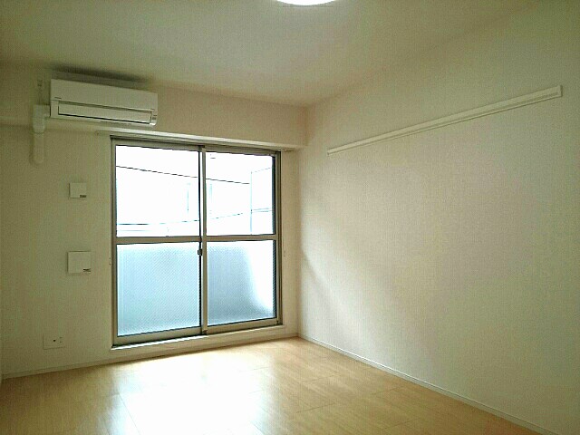 レジデンス　堀江西 リビング