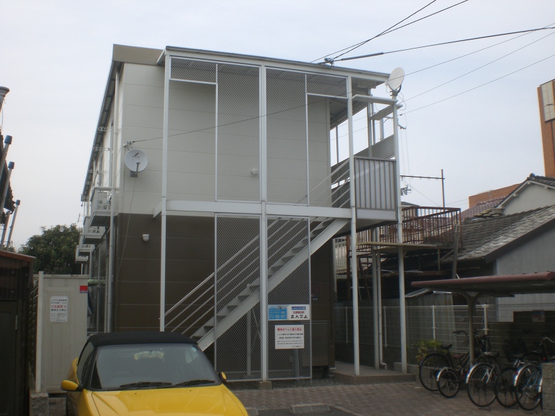 レオパレス燦岸部 外観