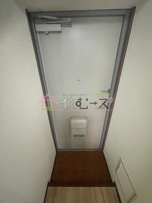 プルグランドⅡ  玄関