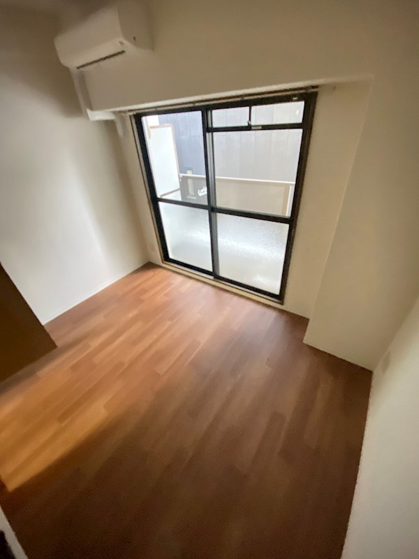 エスリード新大阪第2 ベッドルーム