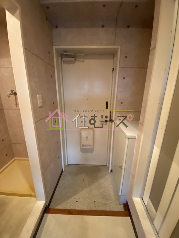 シャトレ下新庄 玄関