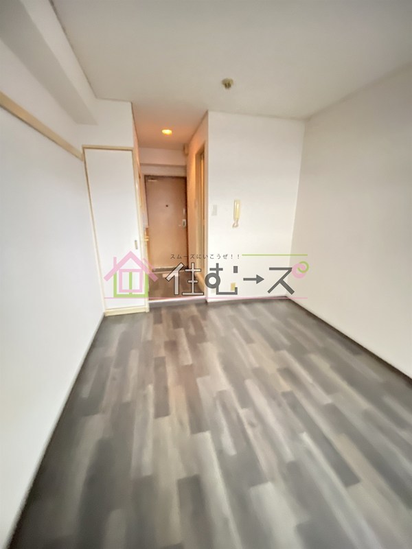 ドレクセル上新庄 リビング