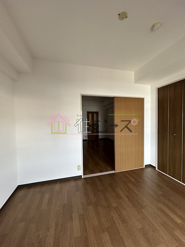 ラシーヌ・K リビング