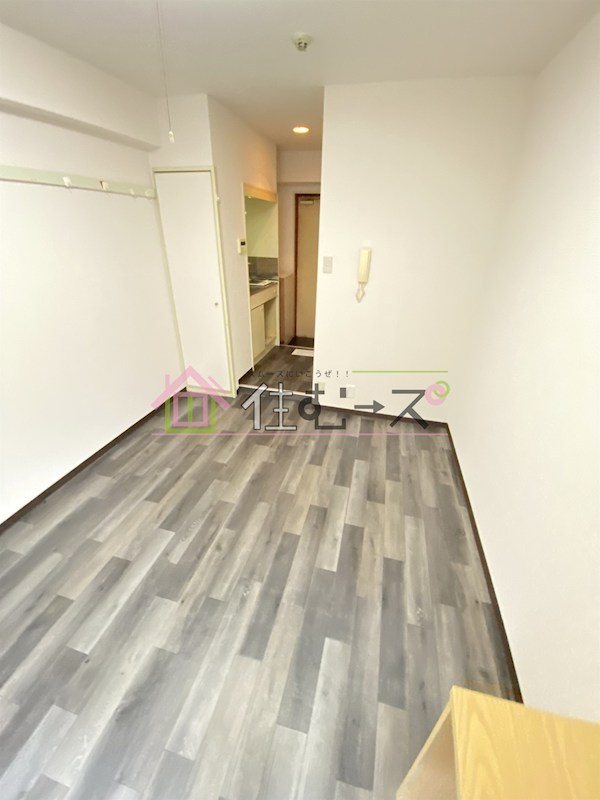 ドレクセル上新庄 リビング