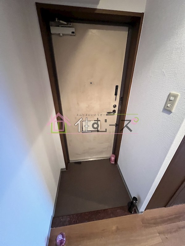 CityLifeディナスティ新大阪 玄関