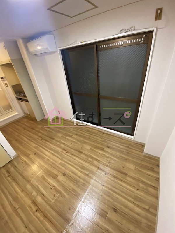 信和マンション ベッドルーム