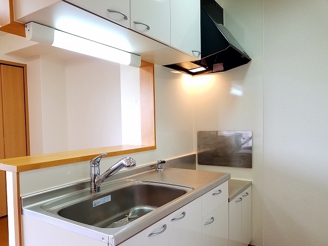 インサイド　フィールド キッチン