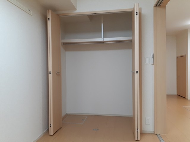 グレイス・寺川 その他4