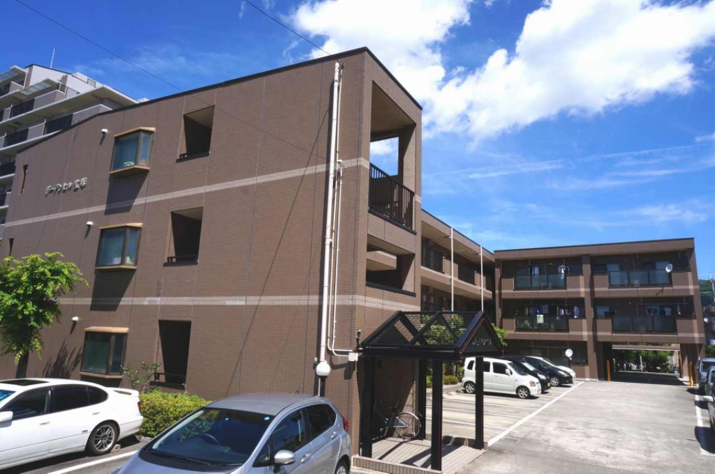 ガーデンヒル宝塚 外観