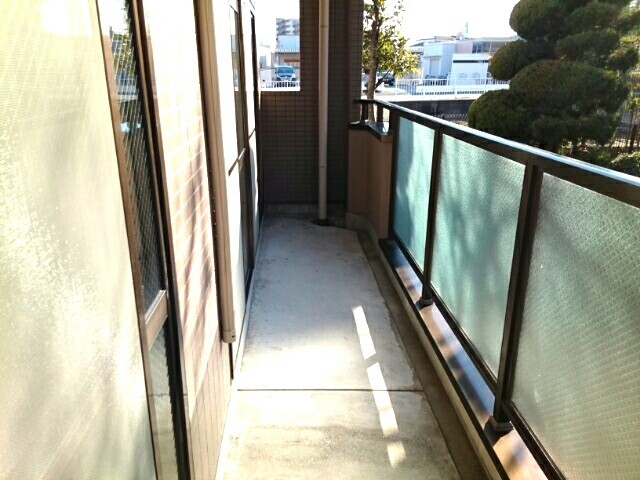 ガーデンヒル宝塚 ベランダ