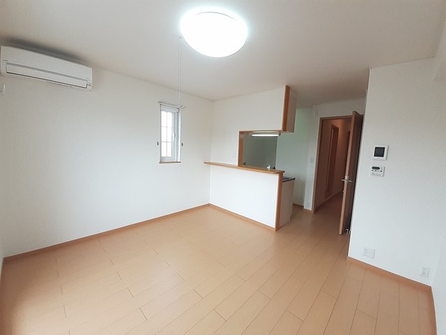 フィオーレ松ヶ丘 リビング