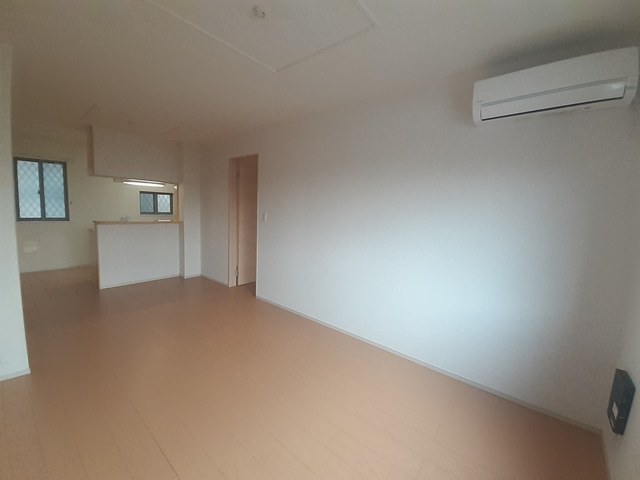 カーサ立部 リビング