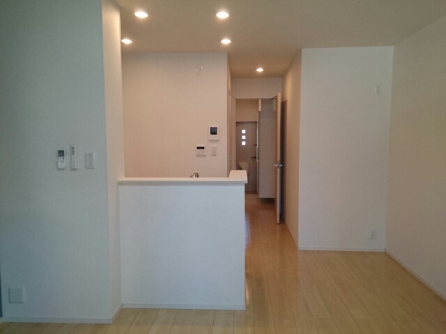 ヴェルデ　アッカ リビング