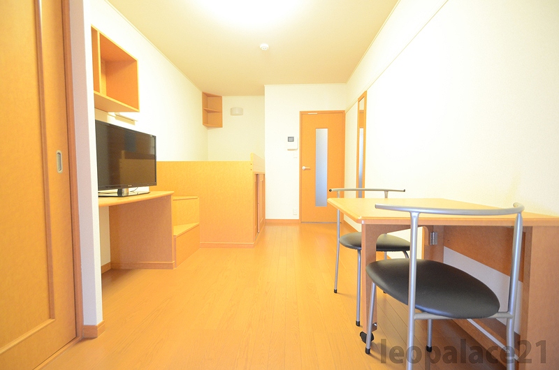 レオパレス清香 リビング