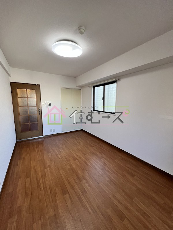 味原青山ビル リビング