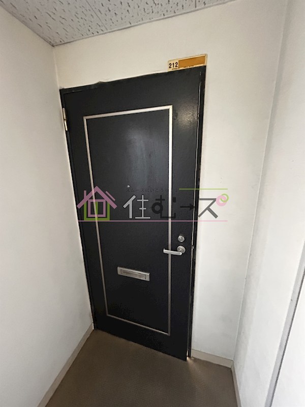 グランドハイツ蒲生 玄関