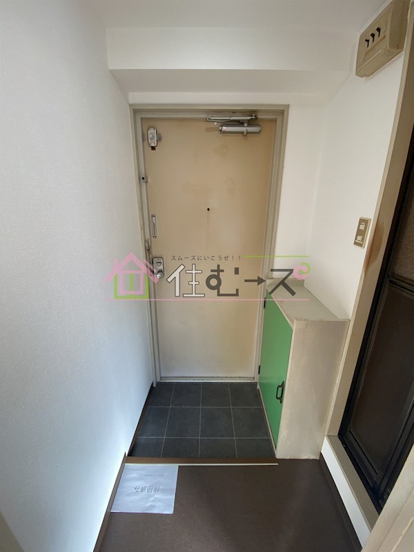 アパートメント新深江 玄関
