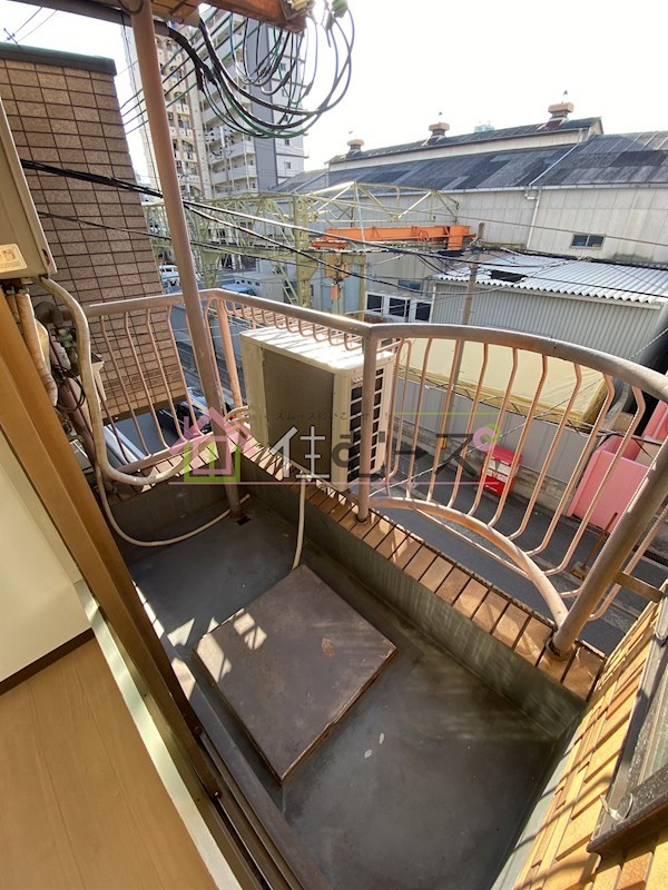 アパートメント新深江 ベランダ