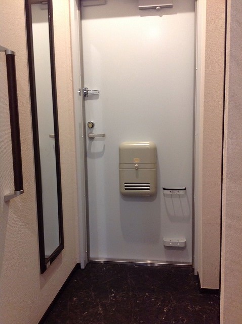 クレイノヒローム豊中南 玄関