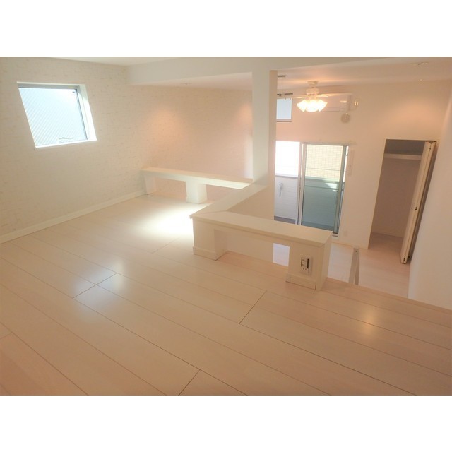 CastleEast L&amp;rsquo;s その他3